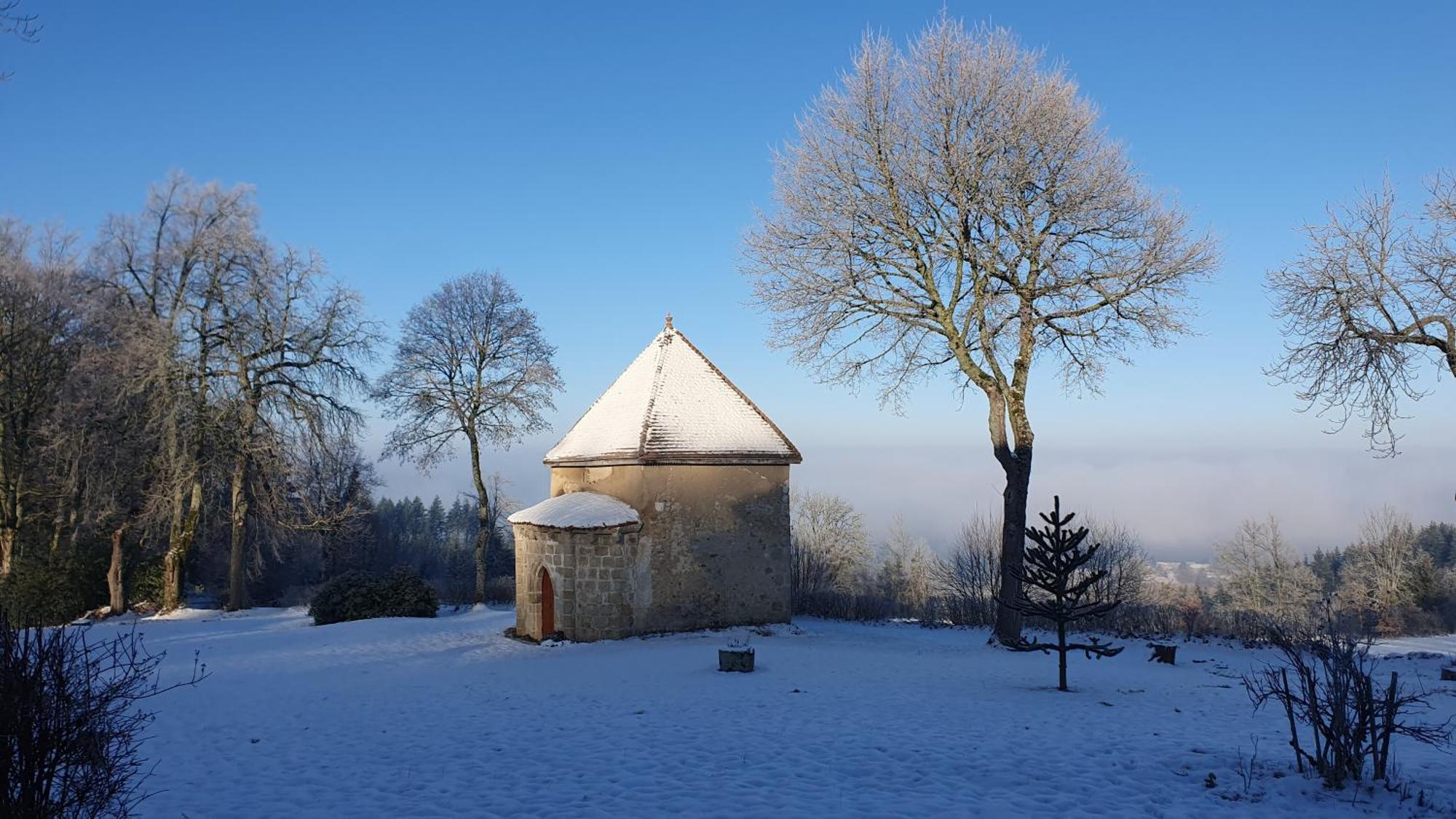 Domaine De Montvianeix Bed & Breakfast Saint-Victor-Montvianeix ภายนอก รูปภาพ