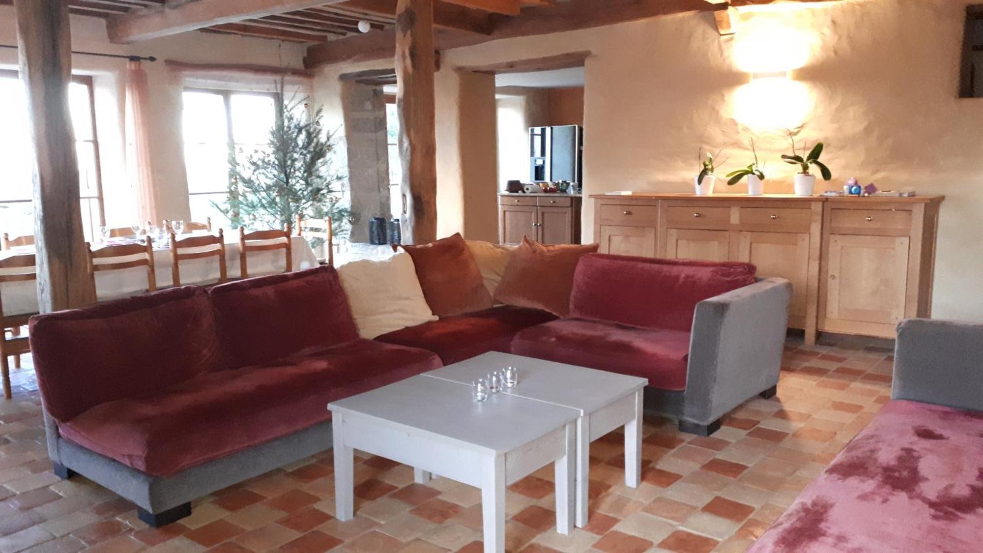 Domaine De Montvianeix Bed & Breakfast Saint-Victor-Montvianeix ภายนอก รูปภาพ