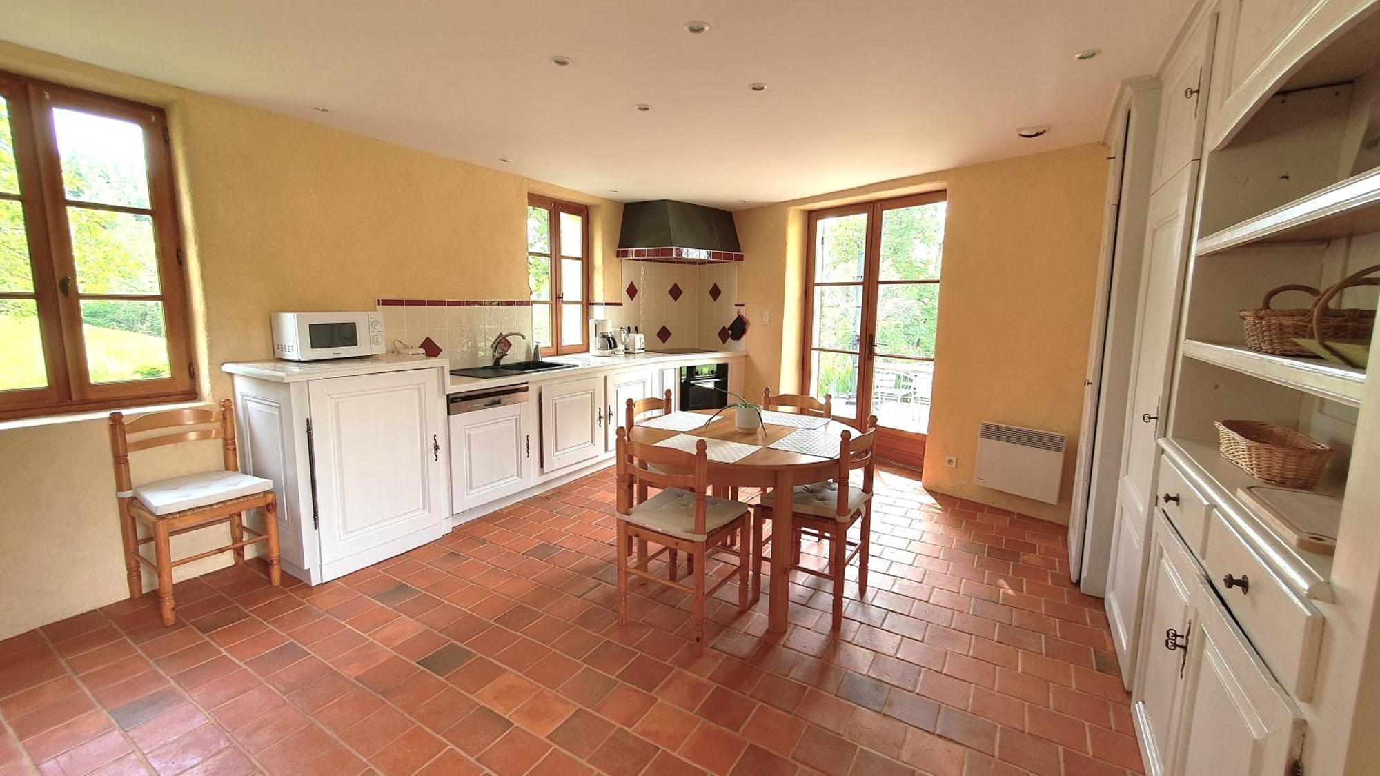 Domaine De Montvianeix Bed & Breakfast Saint-Victor-Montvianeix ภายนอก รูปภาพ